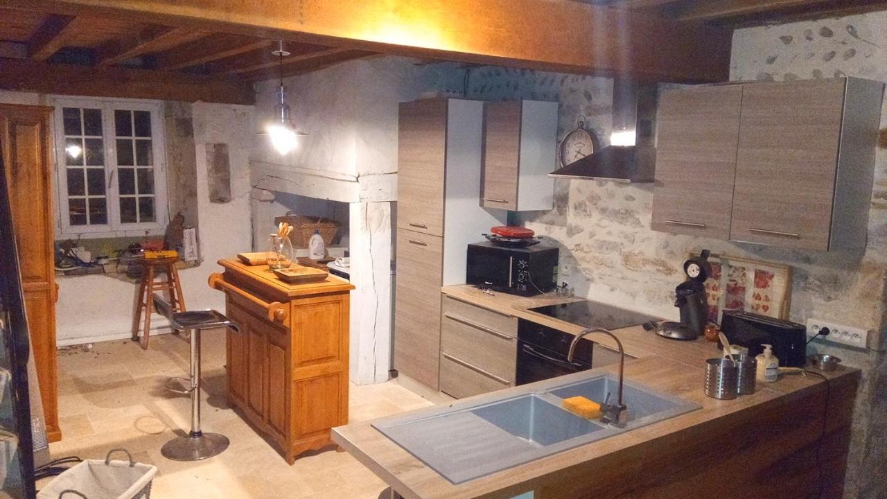 Gite De 6 A 14 Pers Avec Piscine-Jacuzzi- Salle Des Fetes Bastanes المظهر الخارجي الصورة